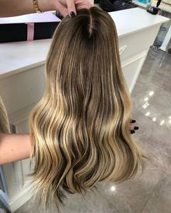 Cheveux vierges blonds avec mèches balayage, ombré blond, clip-in, base en soie nouée à la main, toupet avec frange pour femmes, certifié casher juif - Product Image 2