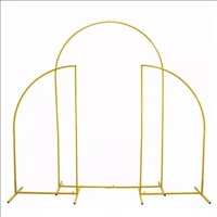 Lot de 3 arches de mariage extérieures dorées sur mesure en fer forgé, structure géométrique irrégulière pour fêtes