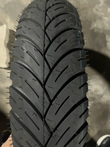 Pneumatico per Moto 120/70-12 di Alta Qualità, Fornitore di <span class=keywords><strong>Pneumatici</strong></span> <span class=keywords><strong>Fuoristrada</strong></span> - Product Image 6