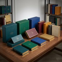Boîte à livre magnétique, emballage cadeau, logo personnalisé, matériaux recyclés, doublure en éponge, couverture rigide, insert pour produits de luxe, souvenirs