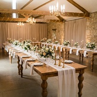 Table de ferme rustique en pin massif avec pieds détachables pour événements commerciaux, mariages, banquets et restaurants