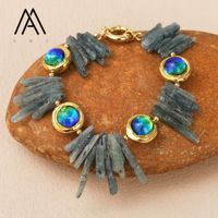 Bracelet vintage en pierre naturelle avec kyanite bleue et perles de verre plaqué or en laiton avec cadre en filigrane pour les fêtes