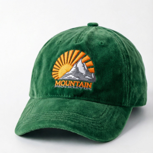 Gorras de Béisbol Verdes de Terciopelo Cálido, Gorra de Béisbol de 5 Paneles con Visera Curva Personalizada, Gorras Cálidas y Suaves para Exteriores - Product Image 4