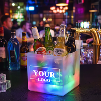 Seau à glace carré à double paroi avec LED, 3,5 L, en PP de qualité alimentaire, transparent, couleur dégradée RGB, pour bar, KTV, hôtel, fête, logo personnalisé, fourniture OEM