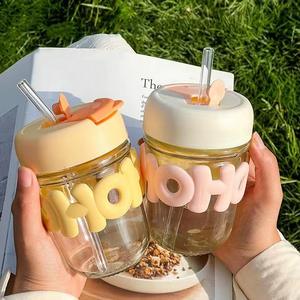 Borraccia in vetro portatile con doppio beccuccio, isolamento termico, design a fumetti, simpatica, con cannuccia, braccialetto di perle e lettere, ideale come regalo - Product Image 1