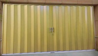 Volets accordéon commerciaux en acier pour la vente, porte pliante en acier, porte coulissante extérieure