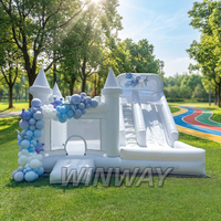Château gonflable multicolore avec toboggan - Matériel PVC - Aire de jeux élégante sur le thème des mariages pour enfants - Amusement intérieur et extérieur