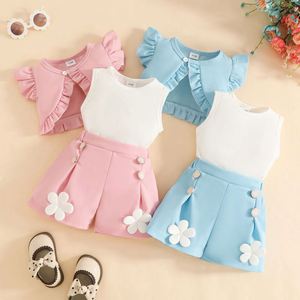 Ensemble d'été mignon et tendance pour <span class=keywords><strong>fille</strong></span> de 0 à 3 <span class=keywords><strong>ans</strong></span> : Manteau court sans manches à volants couleur unie + <span class=keywords><strong>Gilet</strong></span> + Short fleuri, Taille 3T personnalisée - Product Image 1