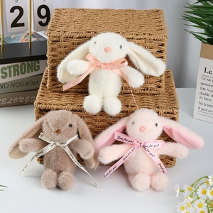 Nouvelle Peluche <span class=keywords><strong>Lapin</strong></span> Mignonne aux Grandes Oreilles, Douce et Moelleuse, Pendentif de Sac, Porte-clés <span class=keywords><strong>Lapin</strong></span> en Peluche Créatif de Dessin Animé pour Machine à Pinces - Product Image 1