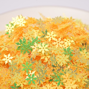 Lentejuelas Doradas de Copo de Nieve de 9mm, Material de PVC para Decoración de Uñas, Parches para Carcasas de Teléfono Móvil, Material DIY con Cuentas Rellenas de Slime y Cristal para Prendas - Product Image 4