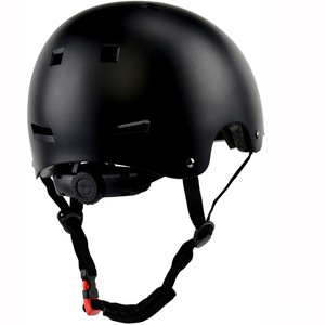 Casque de scooter jaune réglable pour enfants, jeunes et adultes, protection pour le skateboard et le cyclisme, certifié CPSC - Product Image 4