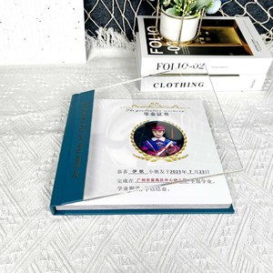 Album de graduation avec couverture transparente en acrylique de 8 pouces, estampage doré, album photo de haute qualité pour la maternelle et l'école primaire - Product Image 2