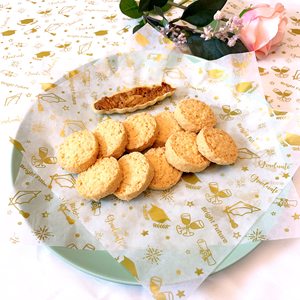Wholesale Food Grade Eco Friendly <b>Wax</b> Coated Single Side Greaseproof <b>Paper</b> Customizable Packaging for Cake Sandwich Pizza Snack - Product Image 1