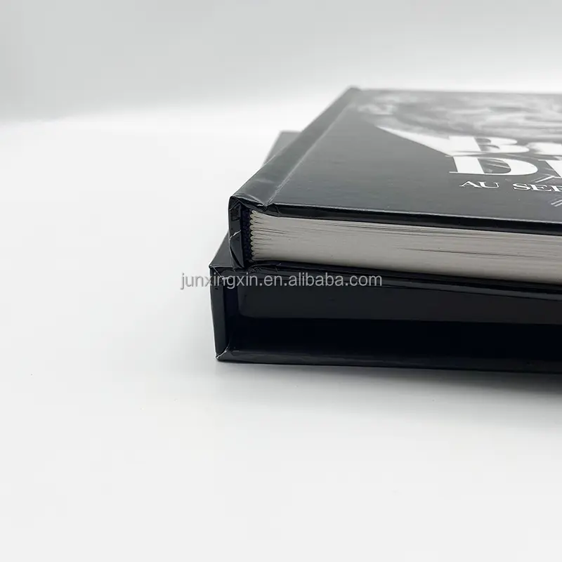 Hochwertiges, individuell bedrucktes Hardcover-Fotobuch