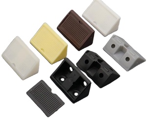 อุปกรณ์เชื่อมต่อเฟอร์นิเจอร์ ระบบเชื่อมต่อ ตัวเชื่อมพลาสติกมุมฉาก - Product Image 1