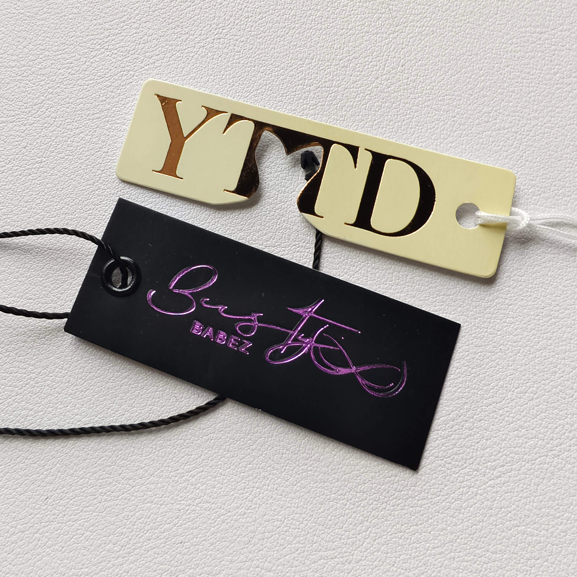 DP42 Custom PVC Rubber Hang Tag for Clothing and Fashion Apparel with Logo Cord Design and Hole or String for Hats and Bags