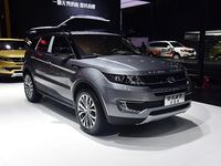 La Chine exporte des voitures d'occasion de haute qualité : Landwind X7 2.0T de 2016. Modèles populaires en stock.
