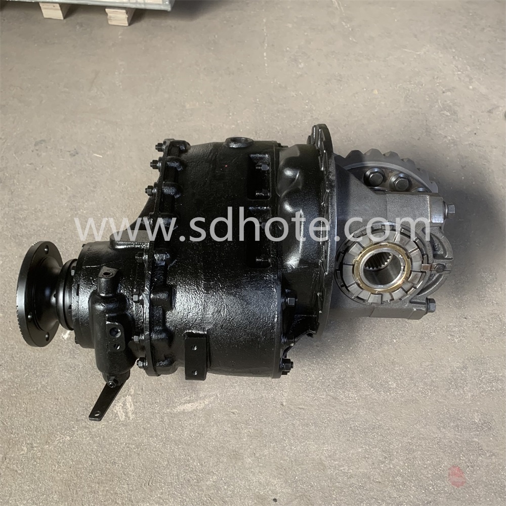 SINOTRUK Howo Truck Parts - Differential Assembly AZ7121320745