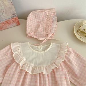 Adorabile tutina a quadri per <span class=keywords><strong>neonata</strong></span> con cappellino per neonati e per la festa dei cento giorni - Product Image 4