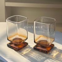 Verre sans pied vintage au design de niche, teinté caramel, peint par pulvérisation, style Instagram, pour vin, jus ou boissons pétillantes