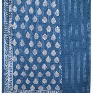 Nouvelle vente en gros de couvre-lit Kantha ethnique naturel teint à la main, couvre-lit en coton Kantha tissé à la main avec imprimé de feuilles pour un usage domestique - Product Image 5