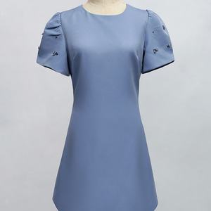 Vestidos Casuales al por Mayor, Personalizados OEM/ODM, de Alta Calidad, Color Sólido, con Relieve, Diseño Simple, Tela Jacquard, Mangas Abullonadas - Product Image 4