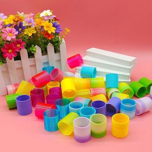 Mini jouets ressorts arc-en-ciel en plastique et caoutchouc de haute qualité, spirales dégradées pour le jeu d'empilage et la résolution de puzzles, jouet anti-stress rond - Product Image 3