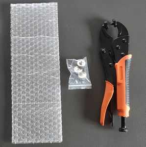 Pince avec 45 mâchoires en acier Q235 Poignée nickelée Surface galvanisée Manchon robuste Comprend 3 embouts magnétiques - Product Image 2