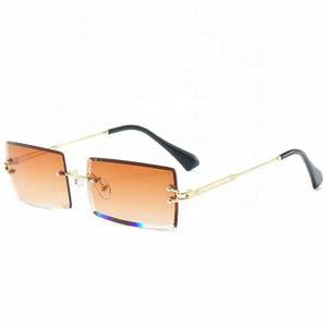 Gafas de Sol Personalizadas con Logotipo, Montura Pequeña Sin Marco, Degradado de Color, Protección UV400, Rectangulares, Sin Montura, para Hombre y Mujer - Product Image 5