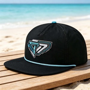 Casquette Snapback 5 Panneaux à Visière Plate Personnalisée de Haute Qualité avec Logo Brodé OEM en Coton pour le Sport - Product Image 1