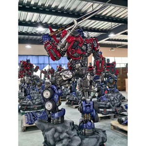 Sculptures de robots <span class=keywords><strong>Optimus</strong></span> <span class=keywords><strong>Prime</strong></span> et <span class=keywords><strong>Bumblebee</strong></span> en résine 3D et fibre de verre personnalisées pour le Nouvel An chinois et les attractions extérieures - Product Image 4