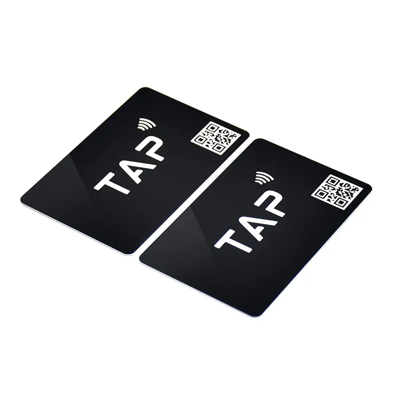 Biglietti da visita in PVC nero opaco con carta NFC di colore popolare opaco con NTAG216 carta NFC nera opaca