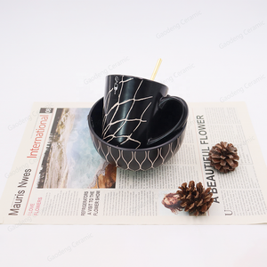 ชุดอาหารเย็นเคลือบสีเซรามิกสีดำสีทองออกแบบลายดอกไม้ตามสั่งสำหรับร้านอาหารโรงแรม - Product Image 6