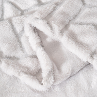 Housse de canapé décorative en polaire texturée 3D de qualité garantie, couvre-lit en flanelle gaufrée de luxe minimaliste pour hôtel et maison