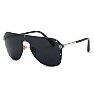 Hot Selling Fashion Newest <b>Large</b> <b>Frame</b> Metal Sunglasses Black Lady Rivet Sunglasses UV400 One Piece Lens Sunglasses 2021 - Product Image 5