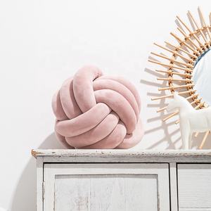 Oreiller <span class=keywords><strong>boule</strong></span> nouée ronde à trois brins Nordic Ins, <span class=keywords><strong>coussin</strong></span> de fenêtre en velours de cristal tissé à la main - Product Image 6