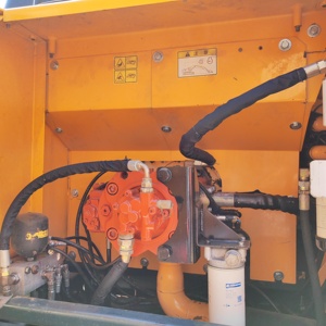 รถขุดไฮดรอลิกมือสอง Hyundai 22 ตัน รุ่น R220LC-9S สภาพเหมือนใหม่ ราคาถูก ปี 2022 เครื่องยนต์ เกียร์ ปั๊ม - Product Image 5