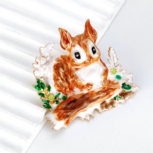 Broches de moda con diseño de ardilla y animales adorables para niñas, alfileres glamurosos y modernos, joyería para mujeres, accesorios para damas, venta al por mayor - Product Image 3