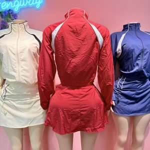 Conjunto de dos piezas de chaqueta de manga larga y falda para mujer, ropa de verano para estar en casa, conjunto de yoga con chaqueta de cremallera completa, conjunto de pantalones cortos para mujer - Product Image 4