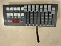 Console DMX 80 canaux, contrôleur sans fil à batterie pour les fêtes de mariage, projecteurs LED longue durée