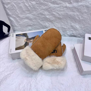 2025 Luxury Custom Logo Fashion Winter Warm Men <b>Women</b> uggs Beanie Hat <b>Glove</b> <b>and</b> <b>Scarf</b> <b>Set</b> - Product Image 5