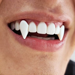 <span class=keywords><strong>Colmillos</strong></span> de Vampiro de Resina al por Mayor, Dientes <span class=keywords><strong>Falsos</strong></span>, Accesorios para Disfraces de Halloween, Accesorios de Dientes Puntiagudos, Logotipo Personalizado OEM - Product Image 2