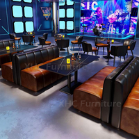 Ensemble de sièges de bar modernes et luxueux en cuir rembourré avec table et éclairage LED pour bar, boîte de nuit, restaurant, mobilier commercial