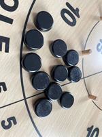 Ensemble de jeu de société Crokinole en bois 4 en 1 pour deux joueurs | 24 disques noirs et blancs et plateau de jeu
