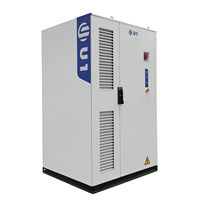 Système de stockage d'énergie solaire avec batterie LiFePO4 U1 à refroidissement liquide 418 kWh, armoire modulaire BESS et onduleur 80 kVA