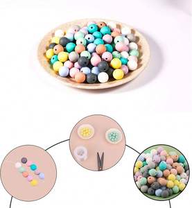 Productos de Venta caliente <span class=keywords><strong>2023</strong></span> logotipo personalizado colores mezclados forma redonda cuentas sueltas de silicona DIY pulsera cuentas para la fabricación de joyas - Product Image 2