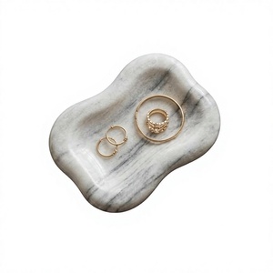 Plateau à bijoux en marbre de forme naturelle, organisateur de bijoux décoratif en pierre, support de rangement pour vanité, porte-bagues, boucles d'oreilles et bracelets, naturel, le meilleur - Product Image 1