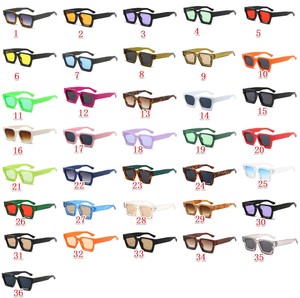 Lunettes de <span class=keywords><strong>soleil</strong></span> <span class=keywords><strong>pas</strong></span> chères 2026 en gros, dernières nouveautés pour hommes, lunettes de <span class=keywords><strong>soleil</strong></span> personnalisées sous marque privée, OEM en vrac, lunettes de <span class=keywords><strong>soleil</strong></span> carrées de luxe avec logo pour femmes - Product Image 2