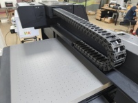 Precio al por mayor Impresora UV 6090 de 2 o 3 cabezales I3200 I1600 XP600 con placa Hoson 60*90cm para cuero, carcasas de teléfono, acrílico OEM ODM con 1 año de garantía
