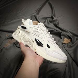 Chaussures de skateboard pour couple, grande taille, Simo Dad Shoes, chaussures de sport décontractées, respirantes, pour femme et homme, avec semelle épaisse massante pour la randonnée - Product Image 6